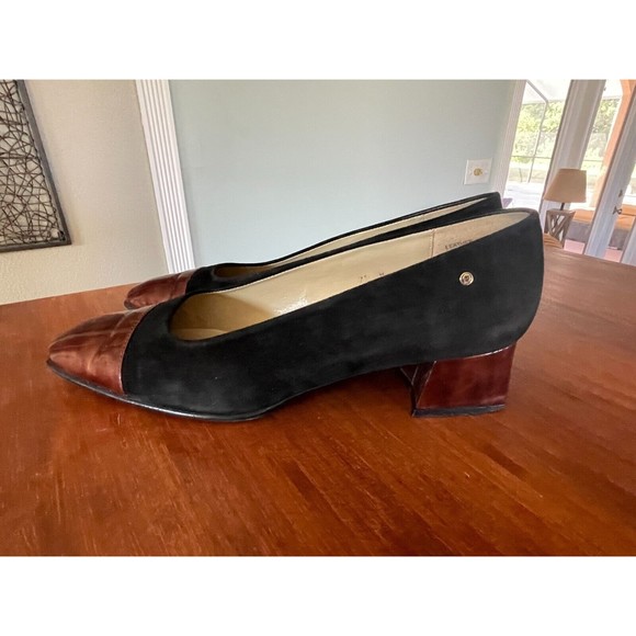 Etienne Aigner Pumps Dress Shoes Size 7.5  Two Toned Black & Brown - Picture 3 of 14